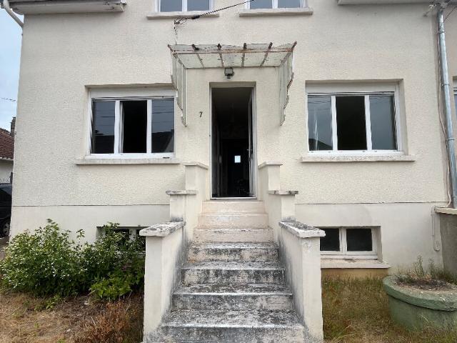 Maison 8 pièces 110 m²