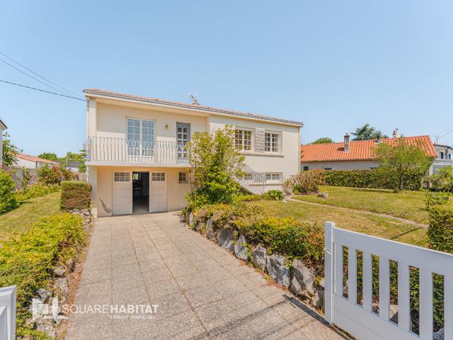 Maison 8 pièces 111 m²