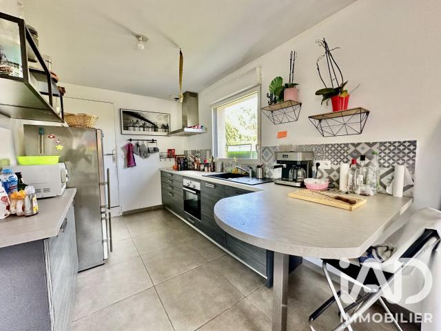 Maison 8 pièces, 113 m² à louer à Saint Aubin d'Aubigné 35250