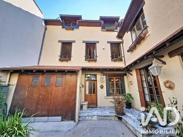 Maison 8 pièces 125 m²