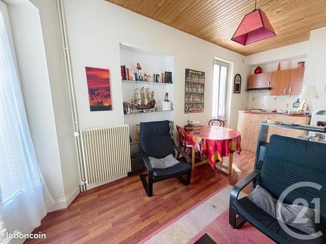 Maison 8 pièces 125 m²