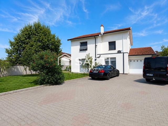 Maison 8 pièces 126 m²