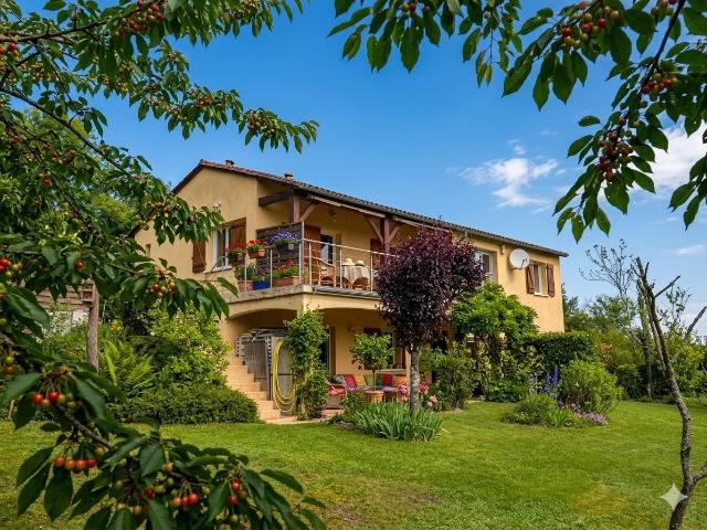 Maison 8 pièces 120 m²