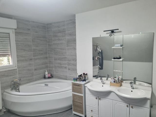 Maison 8 pièces, 120 m² à louer à Villers en Cauchies 59188