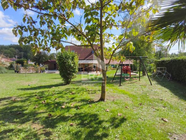 Maison 8 pièces 121 m²