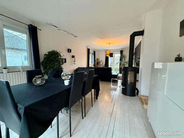 Maison 8 pièces 134 m²