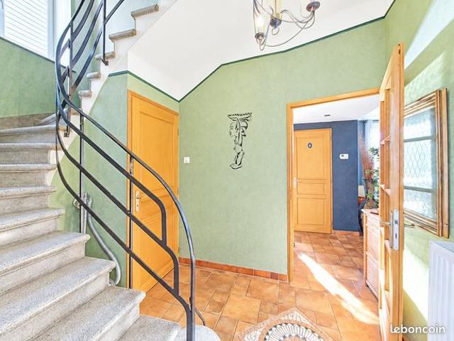 Maison 8 pièces 135 m²