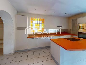 Maison 8 pièces 135 m²