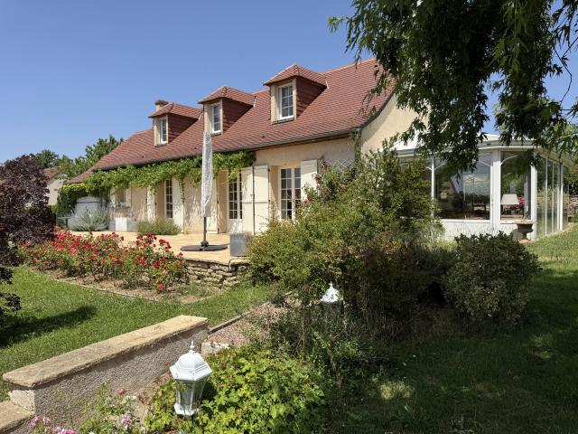 Maison 8 pièces 136 m²