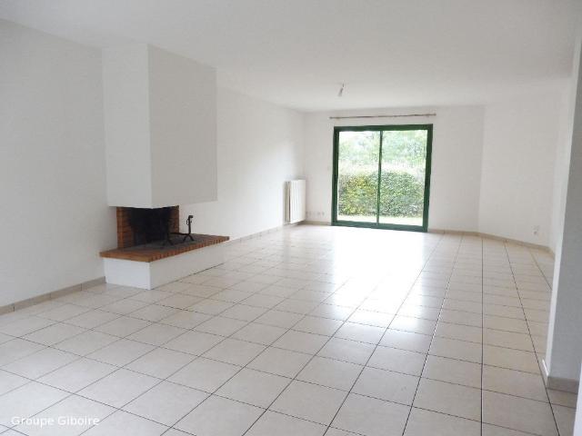 Maison 8 pièces 136 m²