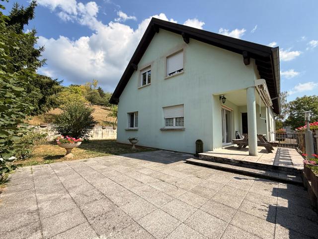 Maison 8 pièces 137 m²