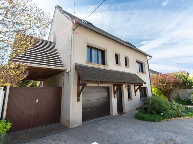 Maison 8 pièces 138 m²