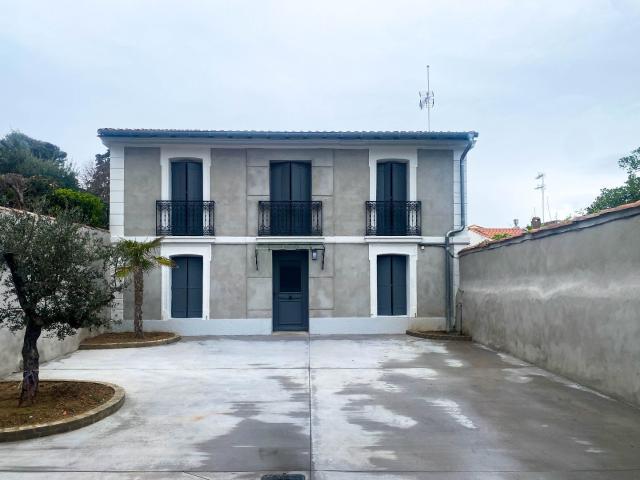 Maison 11 pièces 198 m²