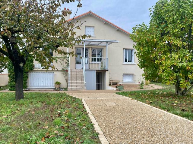 Maison 8 pièces 138 m²