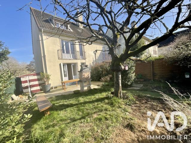 Maison 8 pièces 130 m²