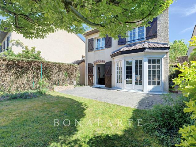 Maison 8 pièces 131 m²
