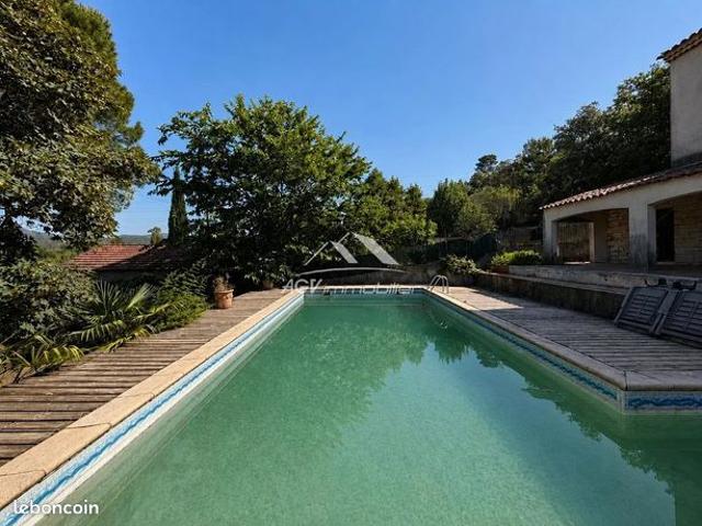 Maison 8 pièces 132 m²