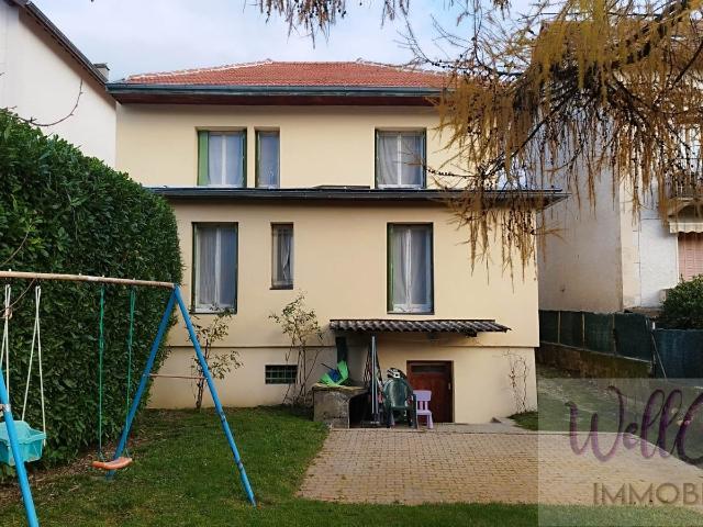 Maison 8 pièces 144 m²