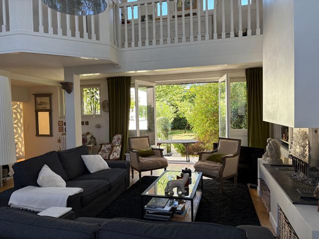 Maison 8 pièces 144 m²
