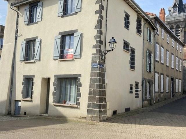 Maison 8 pièces 144 m²