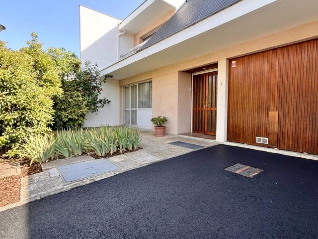 Maison 8 pièces 145 m²