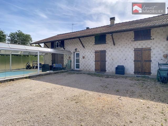 Maison 8 pièces 145 m²