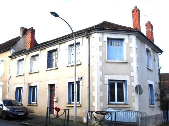 Maison 8 pièces 145 m²