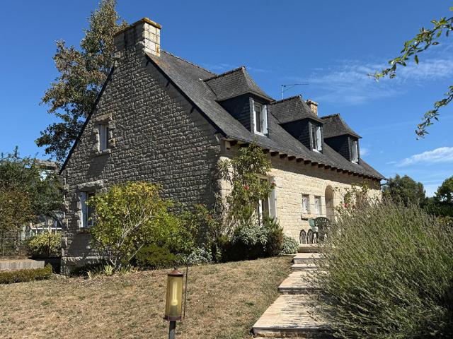 Maison 8 pièces 145 m²