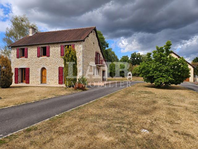 Maison 8 pièces 145 m²