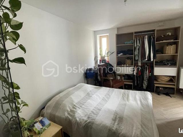 Maison 8 pièces 145 m²