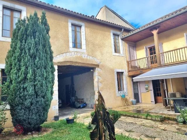 Maison 8 pièces 146 m²
