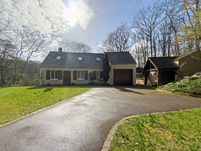 Maison 8 pièces 146 m²