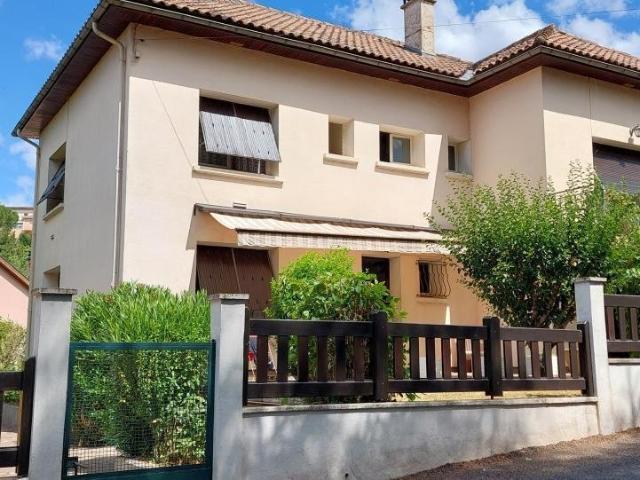 Maison 8 pièces 146 m²