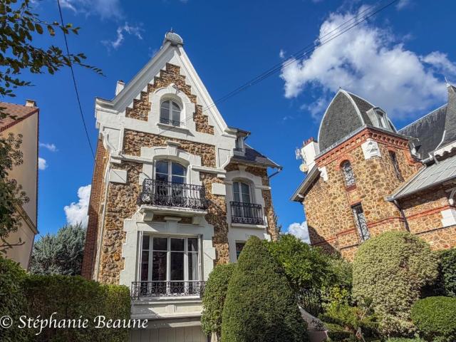 Maison 8 pièces 146 m²