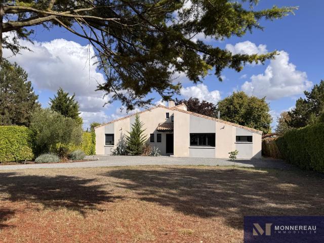 Maison 8 pièces 147 m²