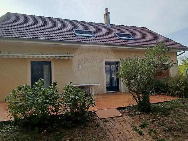 Maison 8 pièces 147 m²