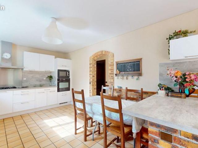 Maison 8 pièces 147 m²
