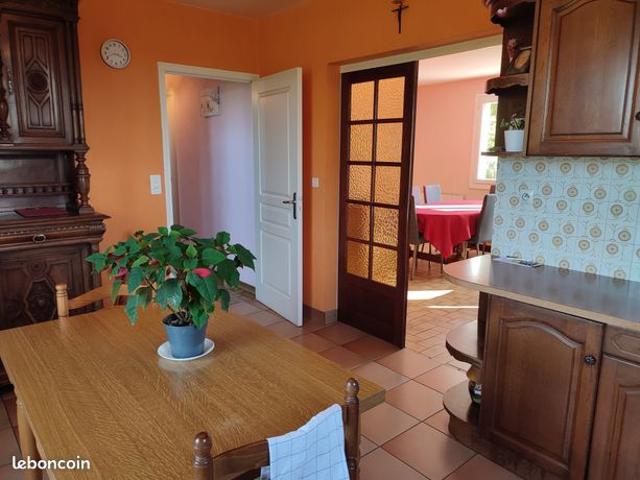 Maison 8 pièces 147 m²