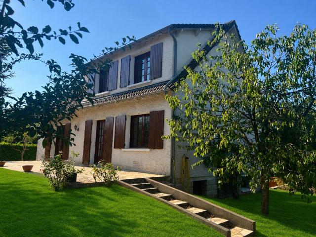 Maison 8 pièces 148 m²