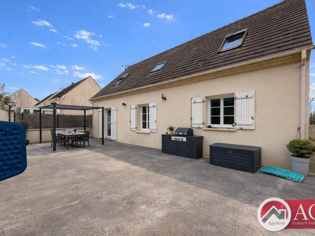Maison 8 pièces 148 m²