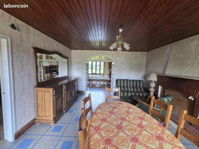 Propriété 8 pièces 148 m²
