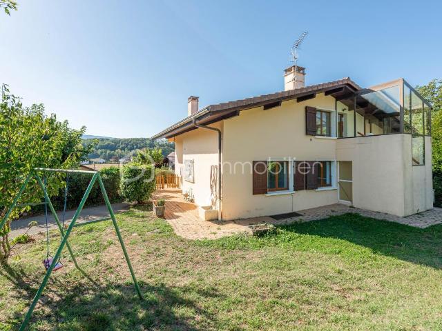 Maison 8 pièces 149 m²