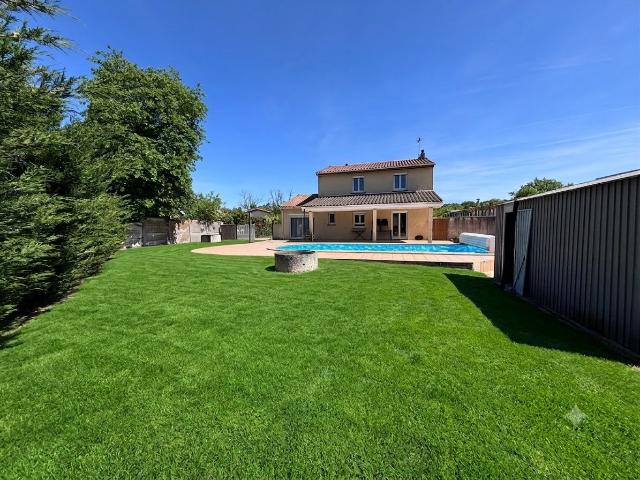 Maison 8 pièces 140 m²