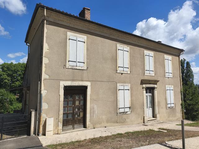 Maison 8 pièces 140 m²