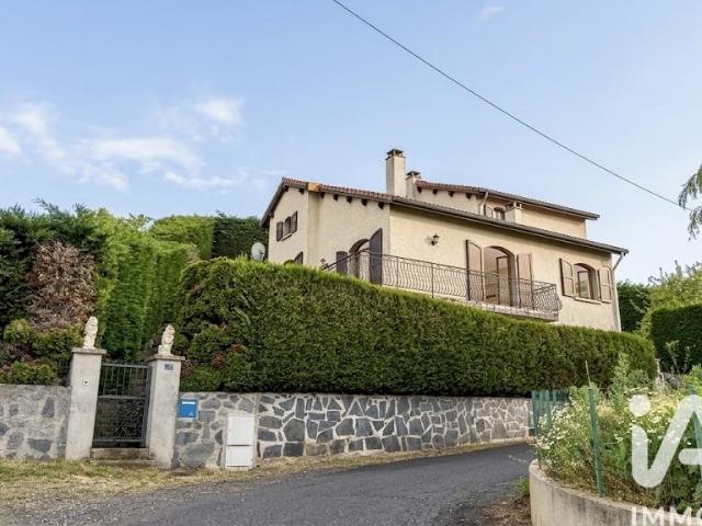 Maison 8 pièces 140 m²