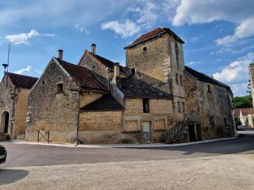 Maison 8 pièces 140 m²