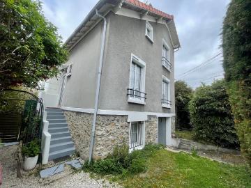 Maison 8 pièces 140 m²