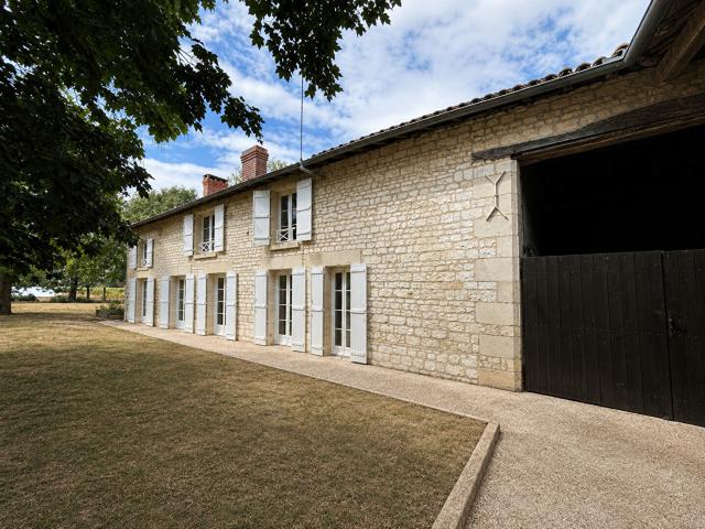 Maison 8 pièces 156 m²