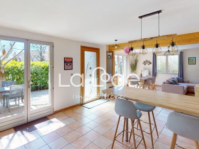 Maison 8 pièces 140 m²