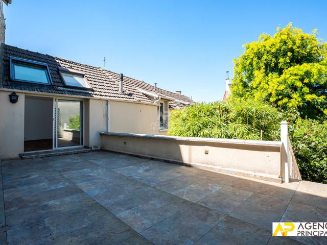 Maison 8 pièces 140 m²